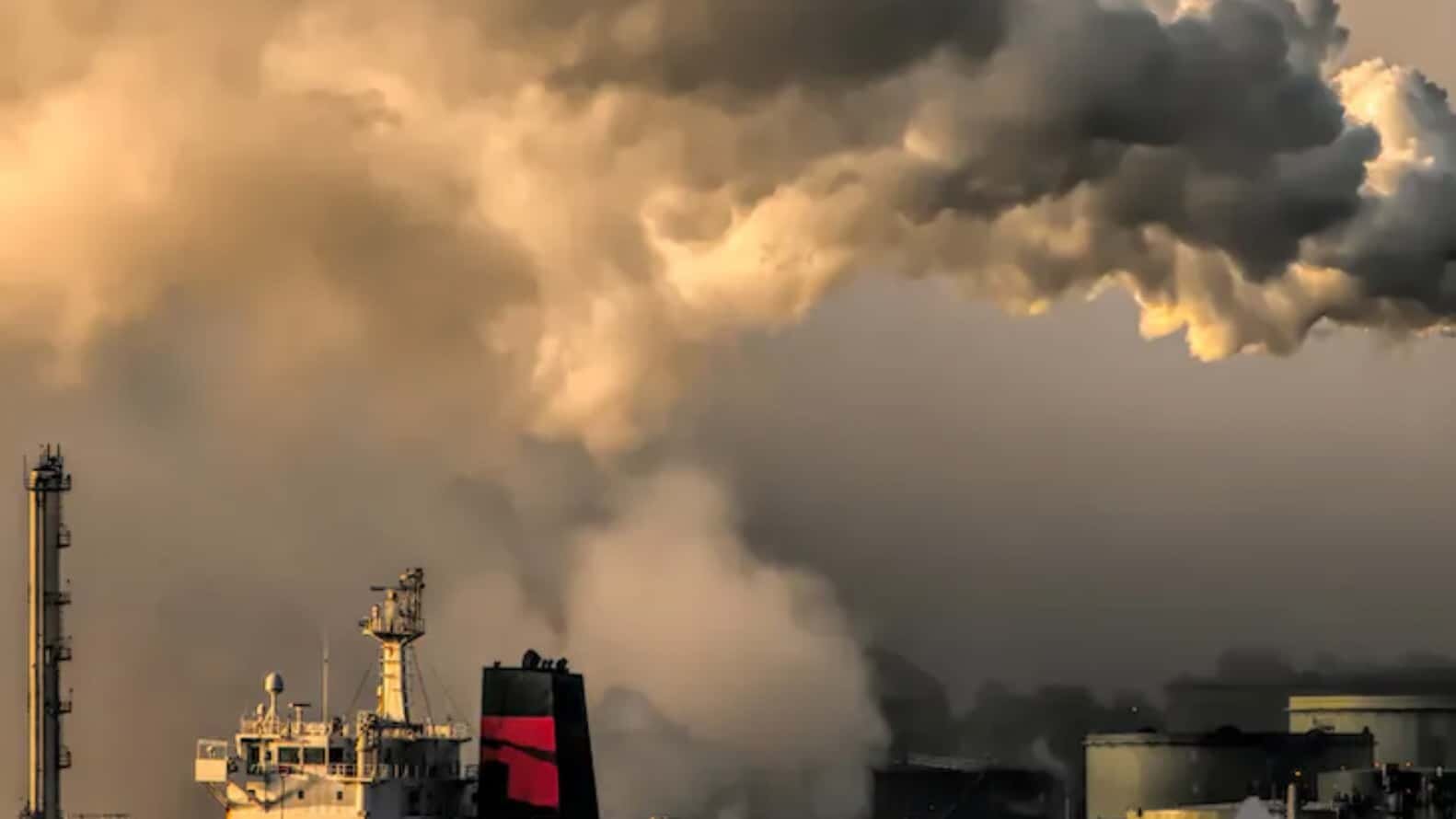 Une usine industrielle aux États-Unis